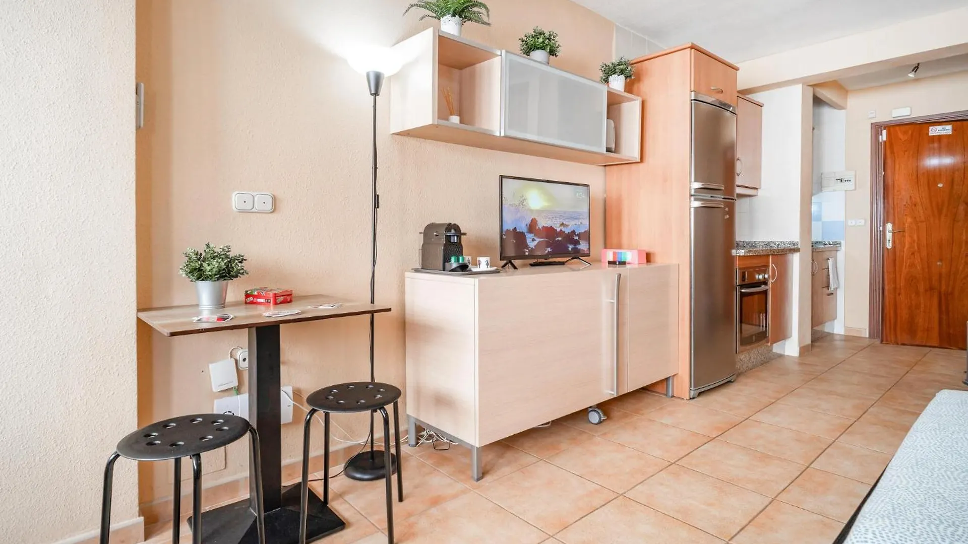 Pet Friendly Apartment In Torre Del Mar With Wifi 0*,  İspanya